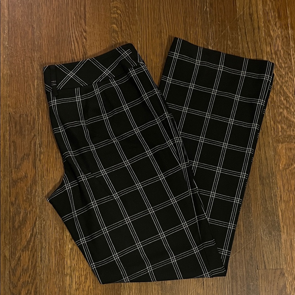 LOFT Black and White Checkered Pants